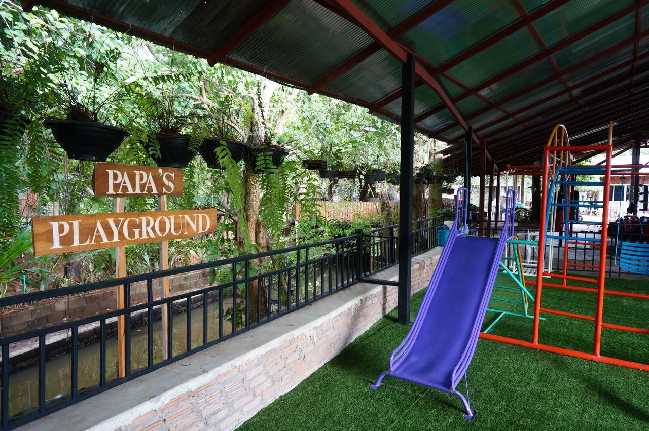 Hotel Papa'S Garden Doi Saket Exteriér fotografie
