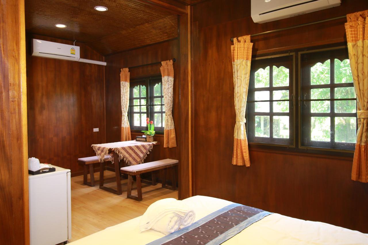 Hotel Papa'S Garden Doi Saket Exteriér fotografie