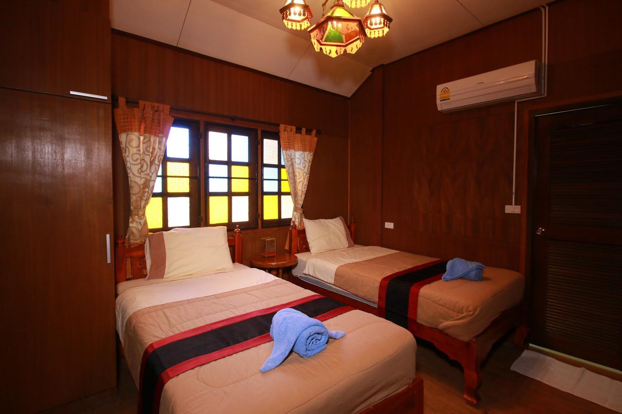 Hotel Papa'S Garden Doi Saket Exteriér fotografie
