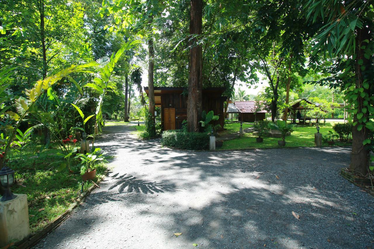 Hotel Papa'S Garden Doi Saket Exteriér fotografie